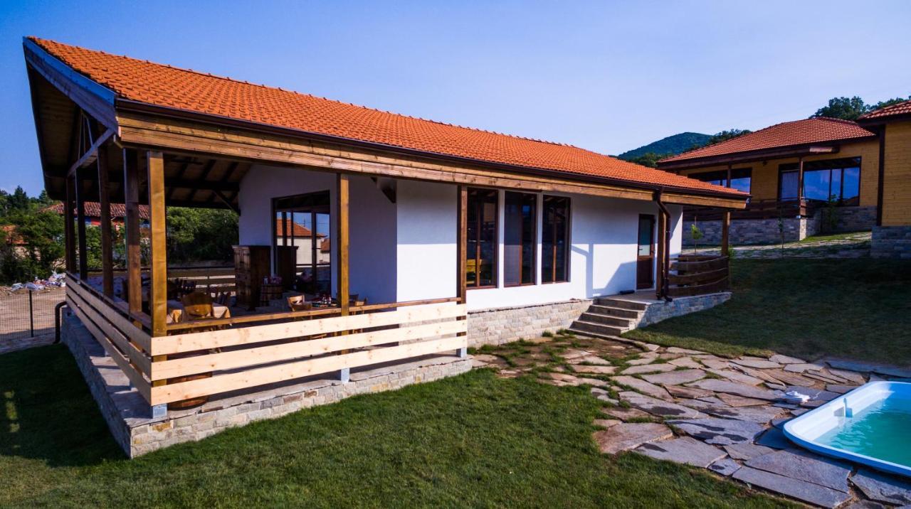 Етно Комплекс "Поп Грую Бански" Banya  Extérieur photo