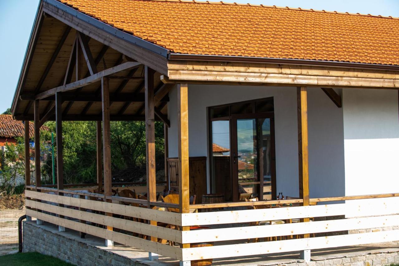 Етно Комплекс "Поп Грую Бански" Banya  Extérieur photo